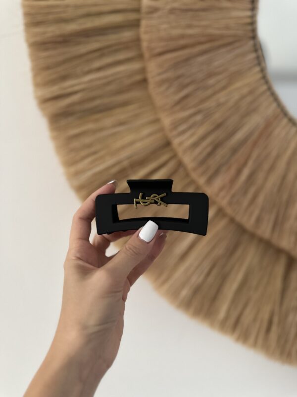 ABU DHABI ✦ Fermaglio